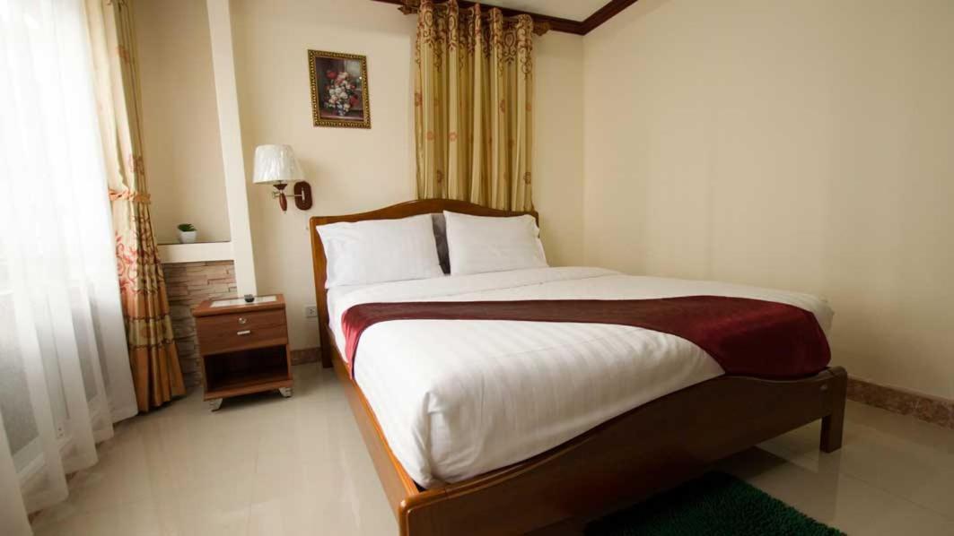 Bluebird Inn Pattaya Eksteriør billede