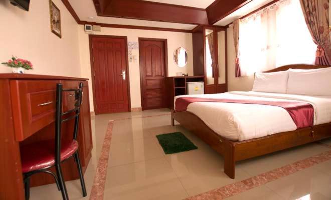 Bluebird Inn Pattaya Eksteriør billede