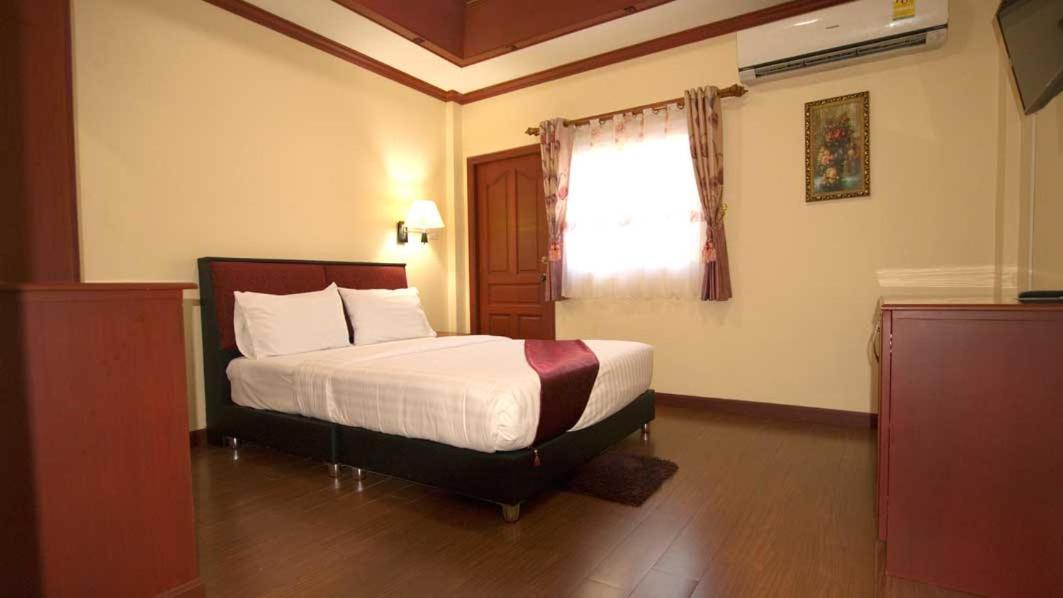 Bluebird Inn Pattaya Eksteriør billede