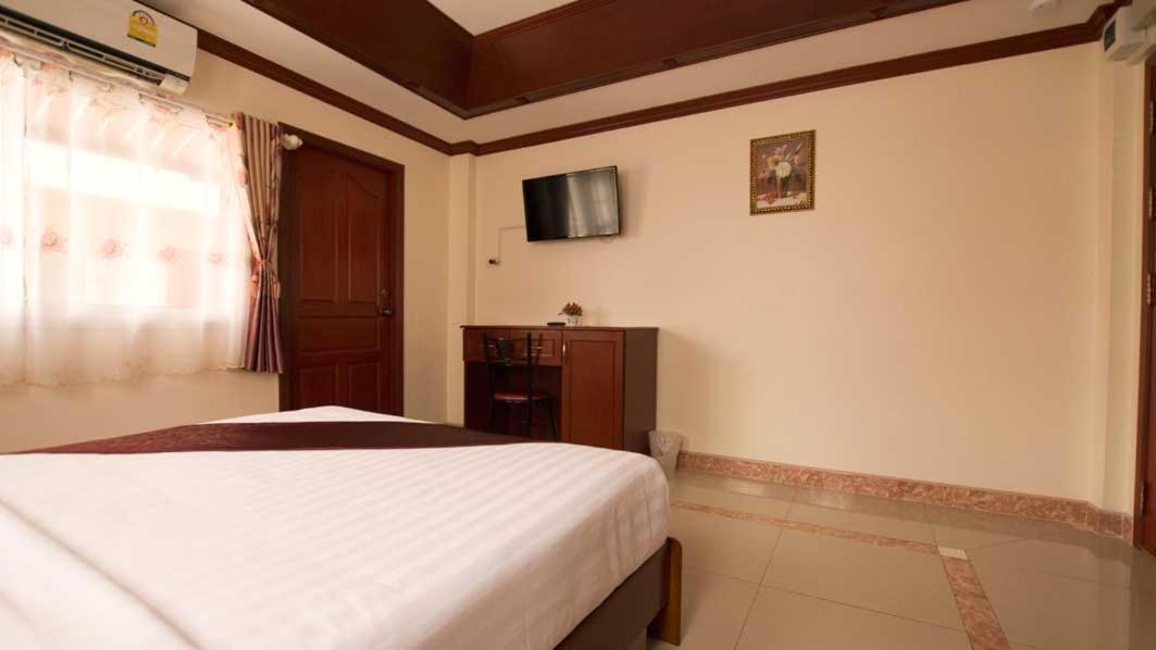Bluebird Inn Pattaya Eksteriør billede